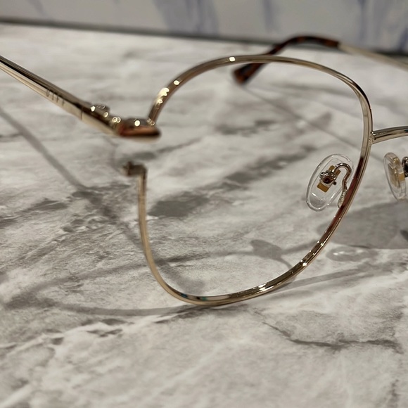 Diff eyewear gold tone frame Logan sunglasses - Picture 2 of 4